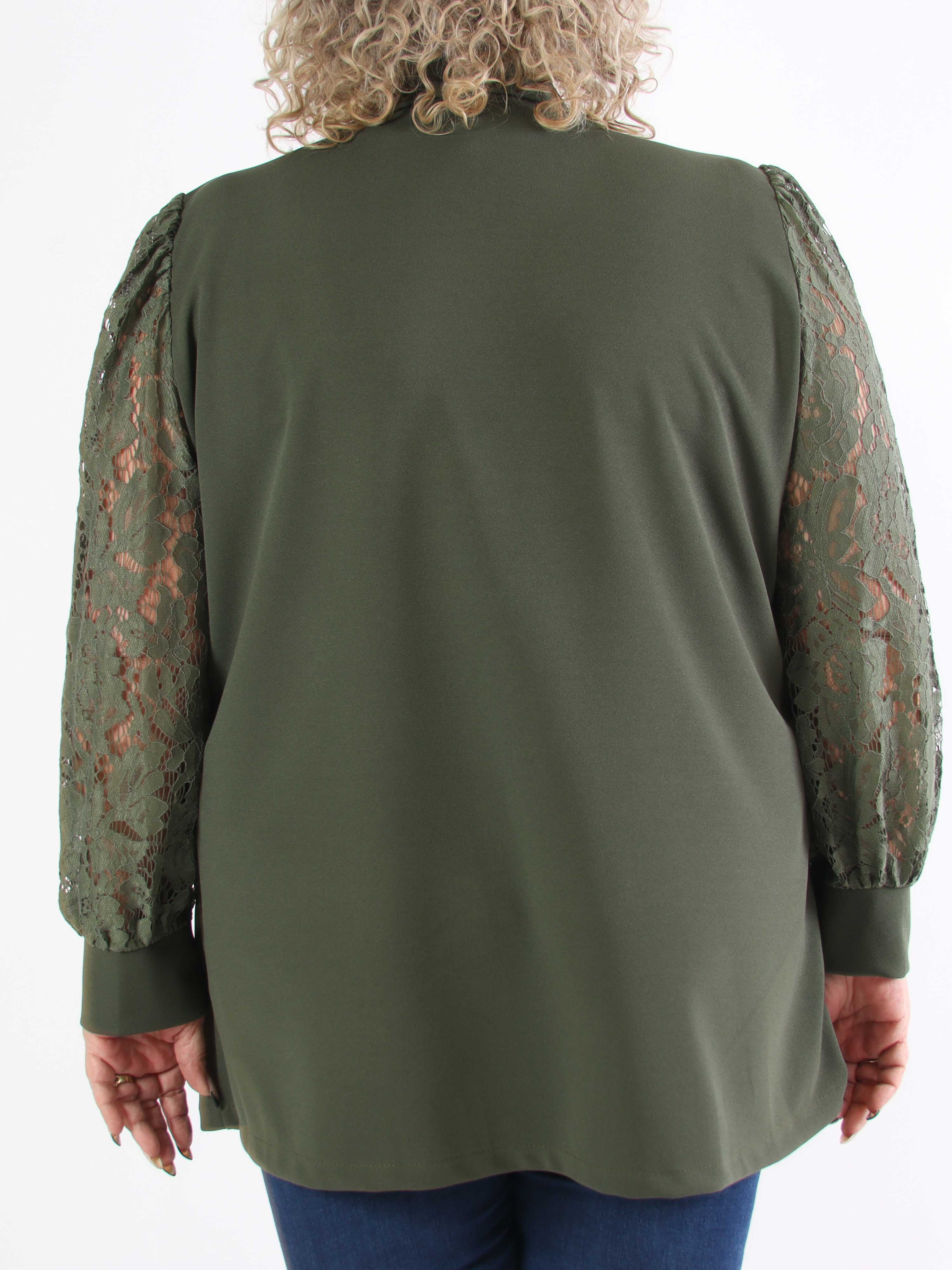 Kata Lace - Oversized blazer med ärmar i spets